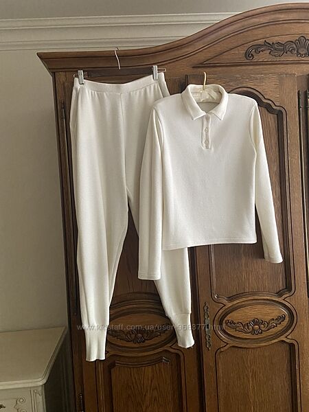 M-L Zara теплий жіночий прогулянковий костюм айворі