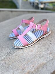 Шкіряні босоніжки Lacoste Jardena. Оригінал