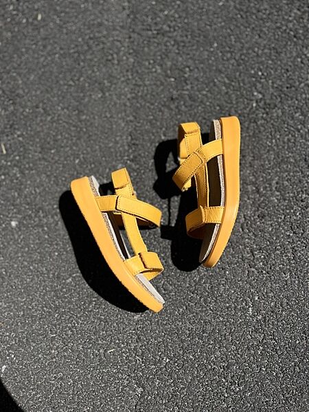 Шкіряні сандалії Ecco Flowt. Оригінал.