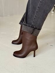 Неймовірно гарні черевики