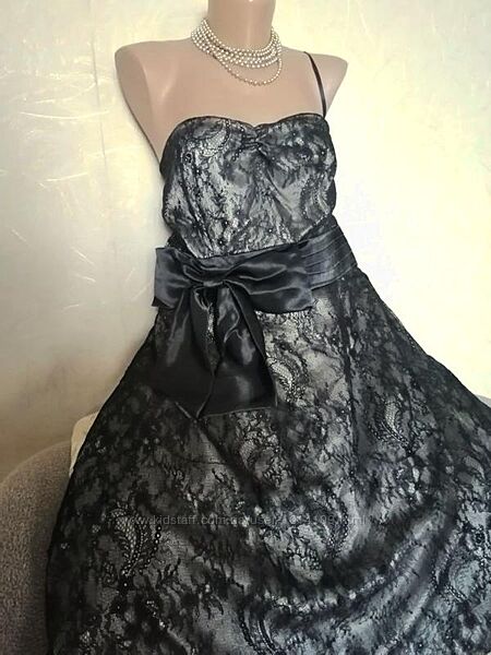 Новое нарядное фирменное платье50-54р