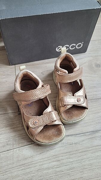 Босоніжки сандалі ecco 22 p