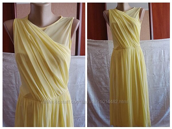 Сукня ошатна і ніжна / стан нової