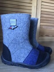 Дитяче зимове взуття 17 см по устілкі