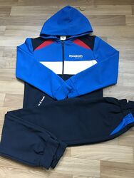 #9: Reebok костюм 