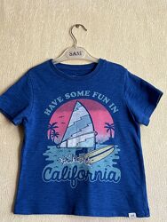 Футболка GAP на 5 років