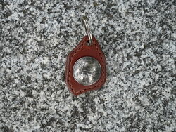 Кожаный брелок