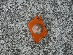 Брелок-подвеска