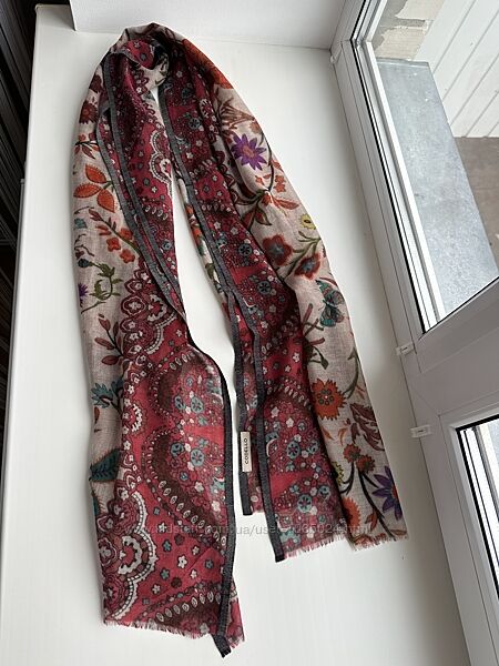 Надзвичайно красивий фірмовий шарф з натуральної тонкої шерсті CODELLO 