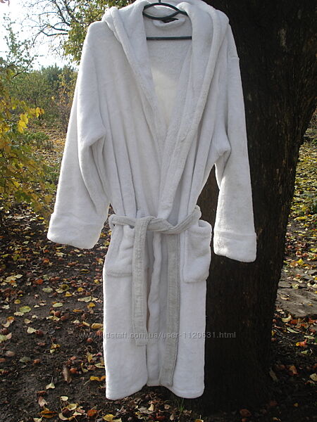 Фирменный очень теплый плюшевый халат с капюшоном marks spencer