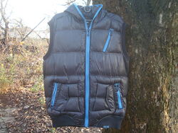 Blue inc -xl-фирменная жилетка безрукавка