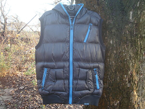 Blue inc -xl-фирменная жилетка безрукавка