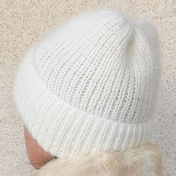 Шапка с отворотом из пуха норки