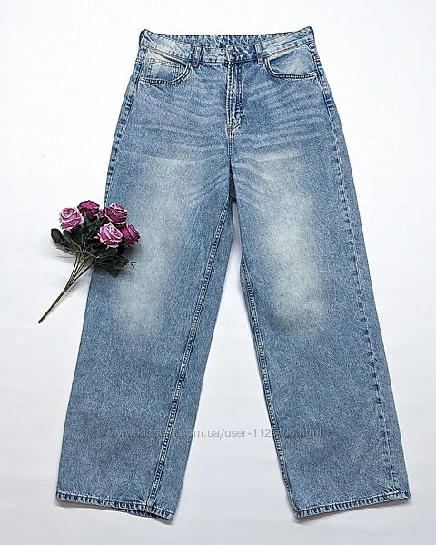 Джинсы широкие с высокой посадкой H&M.