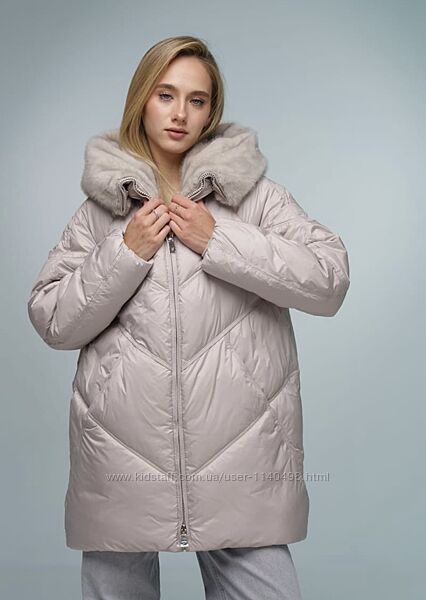 Пуховик женский зимний