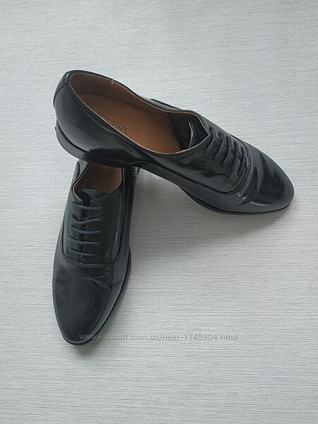 Нові елегантні туфлі-оксфорди NEXT, EU 37
