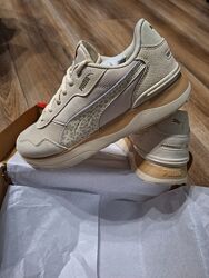 Жiночi кросiвки PUMA  оригiнал