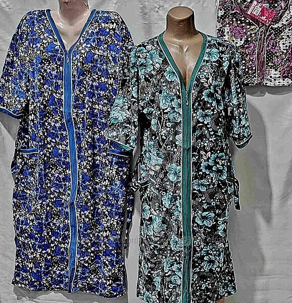 Велюрові жіночі халати, є великі розміри.