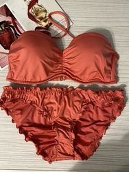 Купальник Victoria&acutes Secret бандо 34B, плавки S. Вікторія Сікрет