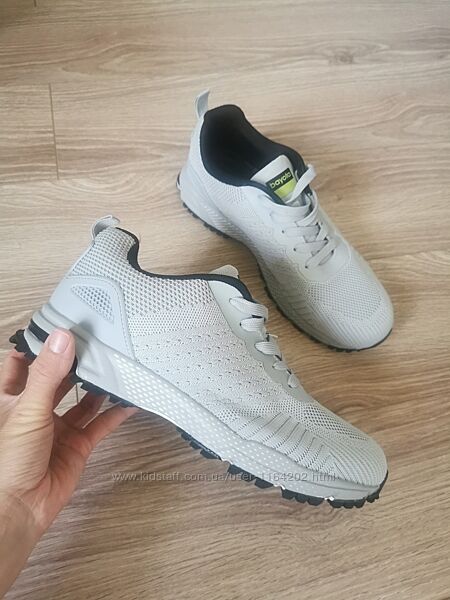 Нові кросівки 42р. 27см