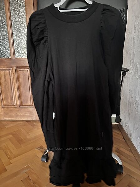 Сукня жіноча