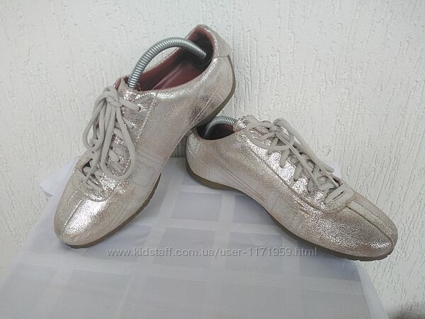 Кожанние спортивние туфли, кроссовки Pirelli pzero rosso gold р.37