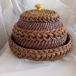 Хлібниця  плетена .