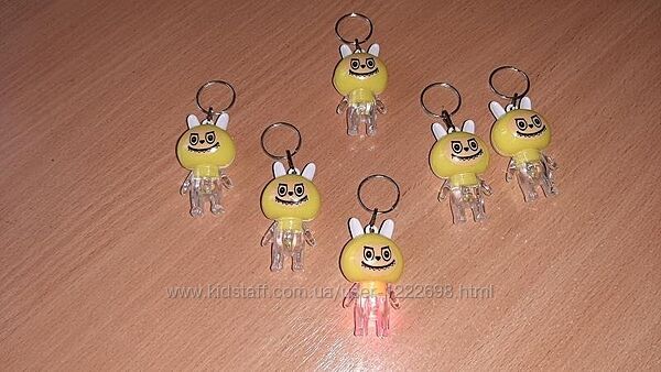 Лабубу La bu bu Брелок Світлодіодний, світится блимає