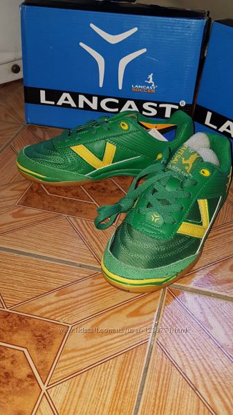Кроссовки зеленые Lancast 37, 38 р-р оригинал дешево, распродажа