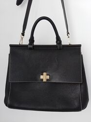 Шикарная кожаная сумка Hugo Boss.