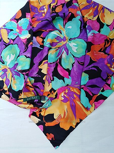Шикарный шелковый платок Lauren Ralph Lauren.