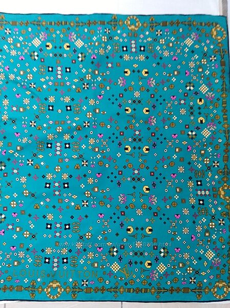 Шелковый платок оригинал Louis Vuitton.