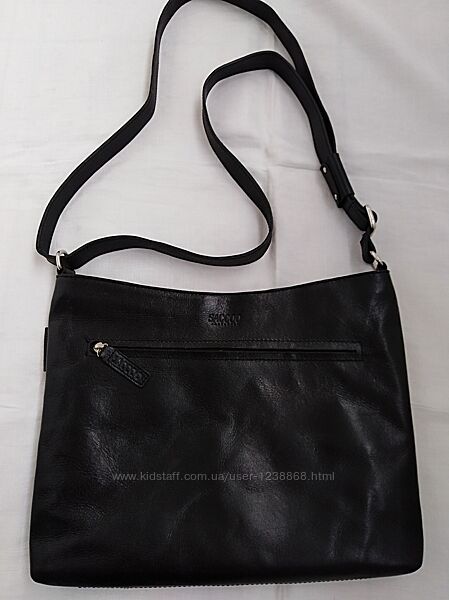 Кожаная сумка от премиального голландского бренда Saccoo Amsterdam.