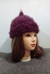 Стильная пушистая шапка Докер с пипкой