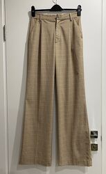 Жіночі класичні брюки Zara в клітинку