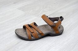 Босоніжки Teva Tirra Leather. Устілка 24 см