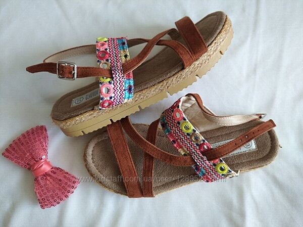Красиві дитячі босоніжки на літо дівчинці, р.33, Claudia Ghizzani , Сток