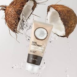 Пилинг-скатка для лица с кокосом farm stay real coconut deep clear peeling
