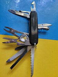 Кишеньковий багатофункціональний складаний ніж Suvival, 33 інструменти