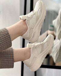 Комфортні невагомі повсякденні базові кросівки skechers /сша/