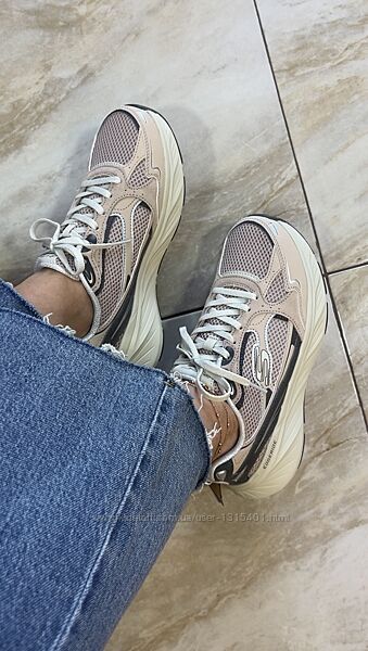 Круті повсякденні стильні кросівки skechers /сша/