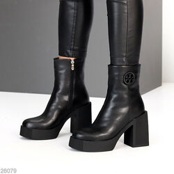 Шикарні зимові черевики натуральна шкіра на стійких підборах Код 26079