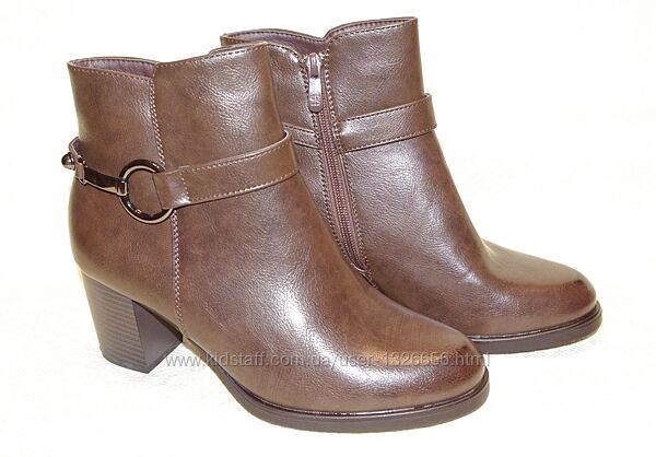 Полусапожки новые коричневого цвета 38 размер