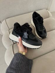 Зимние кожаные кроссовки черные женские 