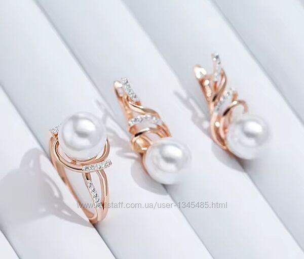 Шикарний   набір прикрас 