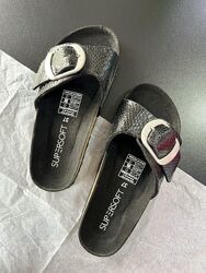 Шльопанці в стилі birkenstock