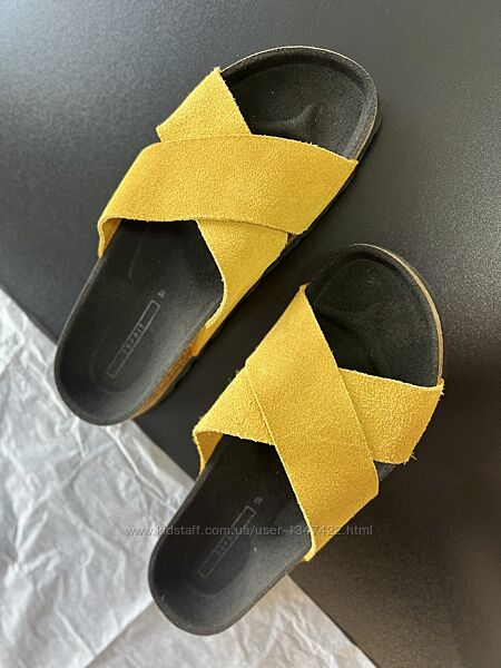 Шльопанці в стилі birkenstock