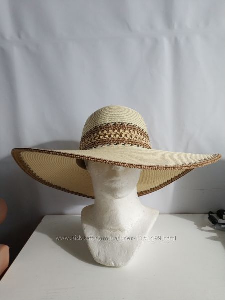  Шляпка шляпа  Accessoires C&A