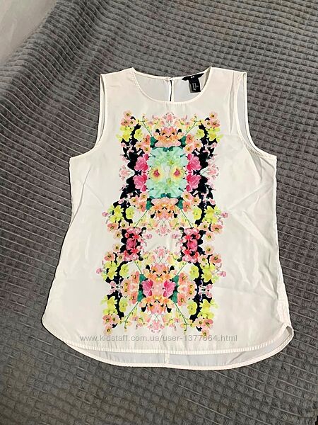 Классическая майка, блуза h&m с цветочным принтом