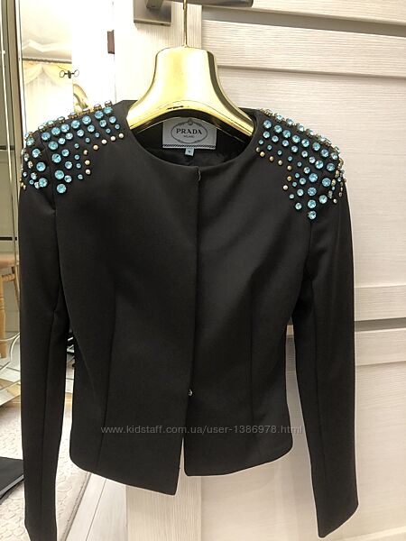 Дизайнерський піджак.